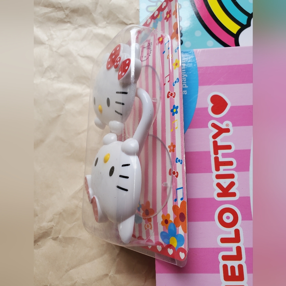 Hello Kitty Bundle - Picture 6 of 10